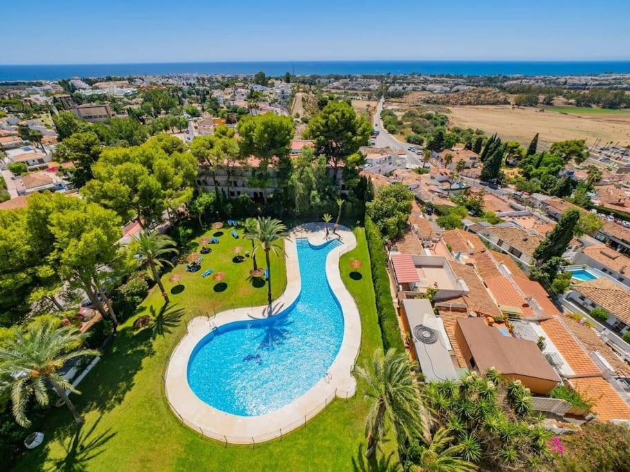 Estudio Torre De Andalucia Marbella Eksteriør billede