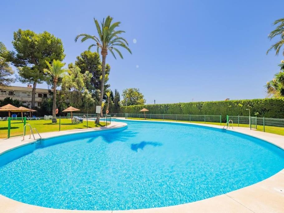 Estudio Torre De Andalucia Marbella Eksteriør billede