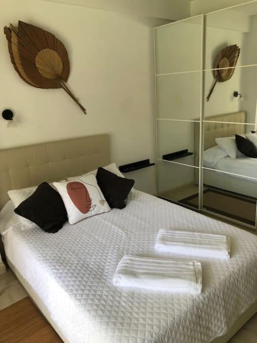 Estudio Torre De Andalucia Marbella Eksteriør billede