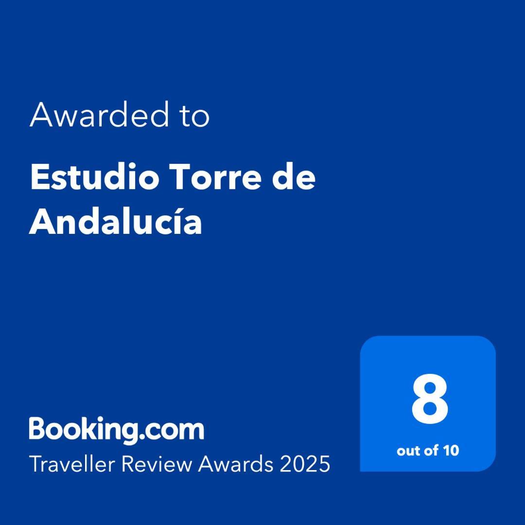 Estudio Torre De Andalucia Marbella Eksteriør billede
